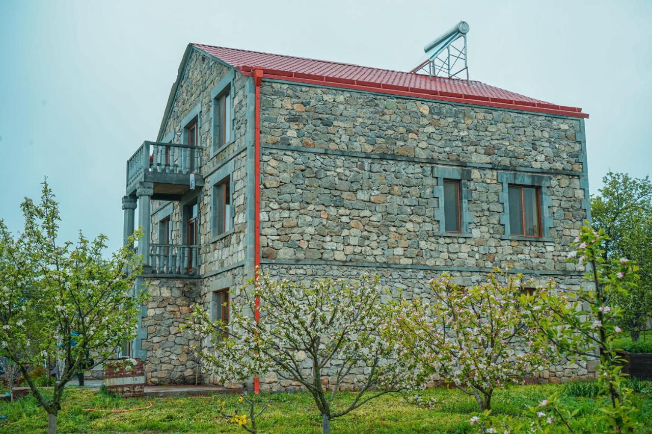 Zartonq Hotel Tatev Eksteriør billede