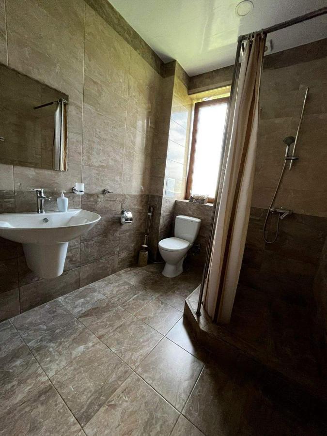 Zartonq Hotel Tatev Eksteriør billede