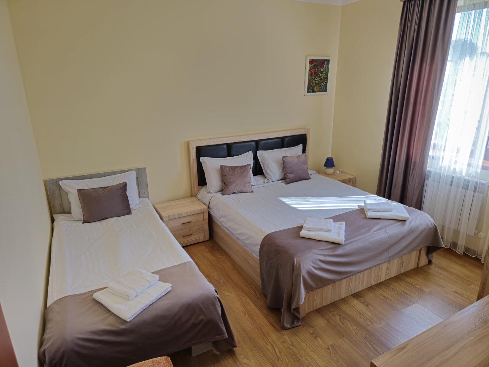 Zartonq Hotel Tatev Eksteriør billede