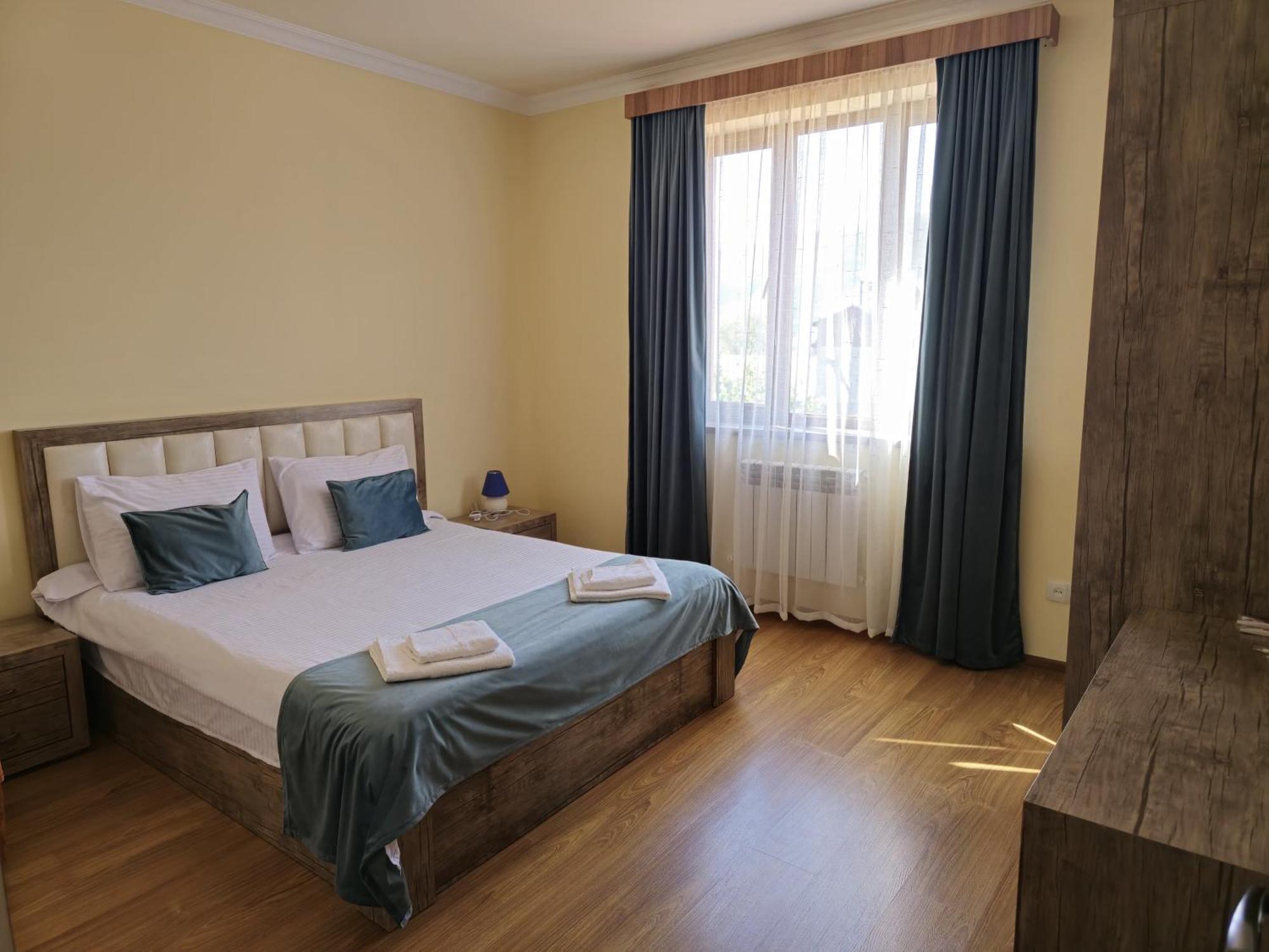 Zartonq Hotel Tatev Eksteriør billede
