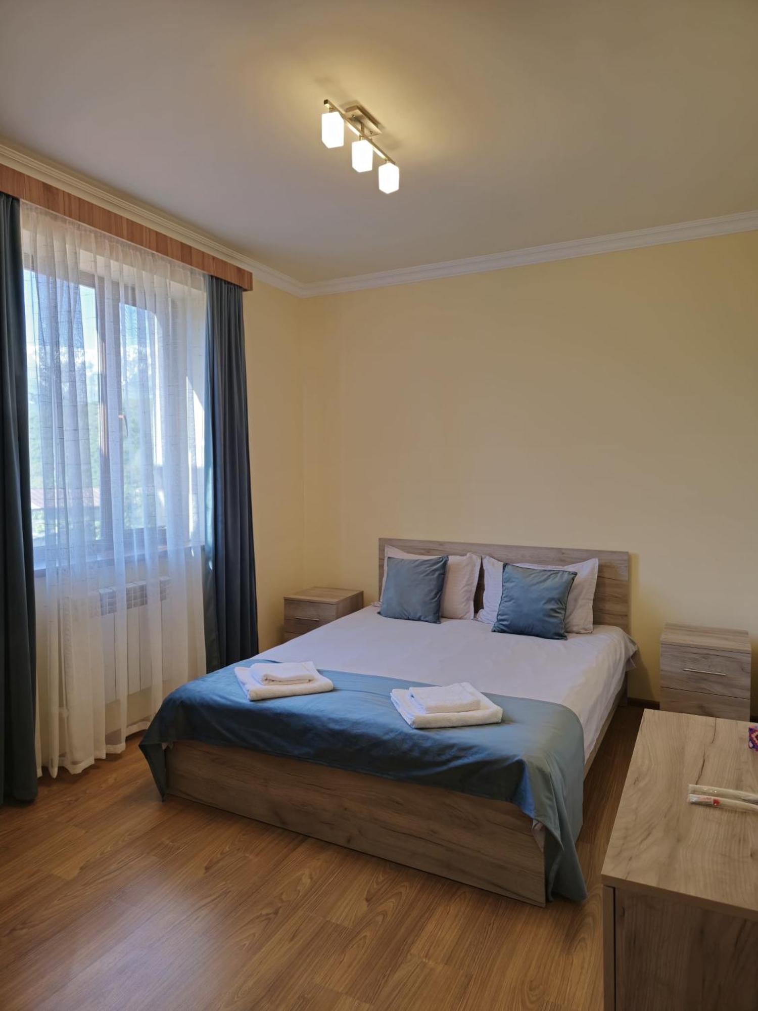 Zartonq Hotel Tatev Eksteriør billede